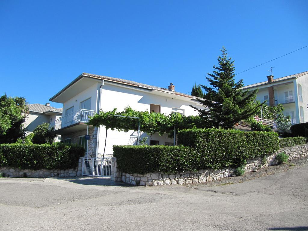 Apartment Maja Crikvenica Bagian luar foto
