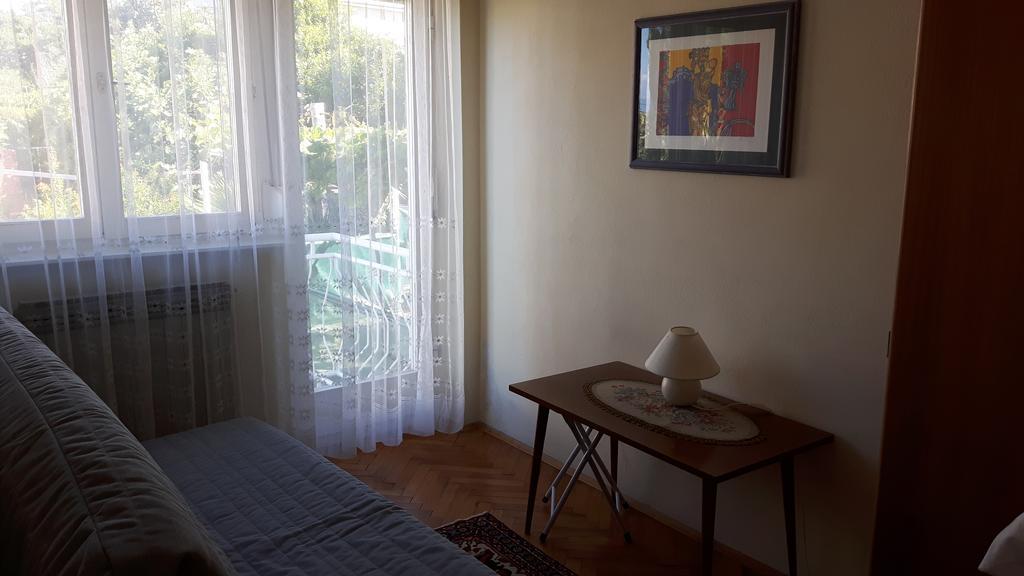 Apartment Maja Crikvenica Bagian luar foto